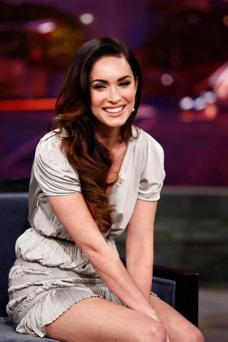Comments for the megan fox smile wallpaper. Megan Fox. Oval face, smile, hair, body, almost perfecto ...