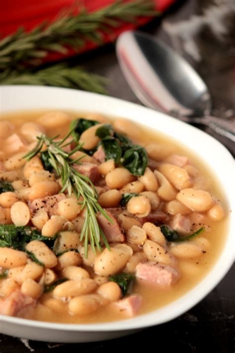 Add in garlic, thyme sprigs and bay leaf. Tuscan White Bean Soup with Ham #SundaySupper | Ham and ...