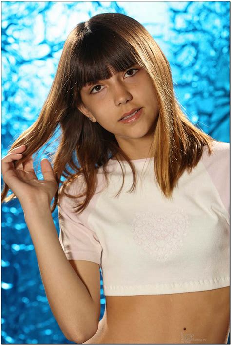 Teencovergirls bonus level 2 set 9. GoldOutfit | Lolita