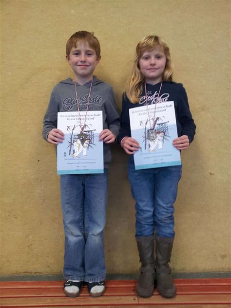 Starting today, we are again available to you personally in our service center! Geschwisterpower beim SFD'75 - SFD'75 e. V.