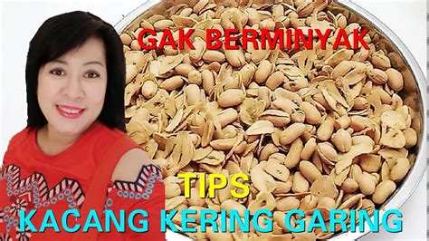 Cara pengolahannya berbeda, ada yang dioven, digoreng, dan ada juga yang direbus. CARA GAMPANG GORENG KACANG BAWANG MERESAP (102) - YouTube