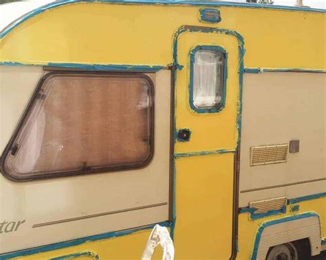 Also be sure to browse through the other wonderful professional color galleries to see more. Painting a Caravan Exterior by The Twinkle Diaries in 2021 ...