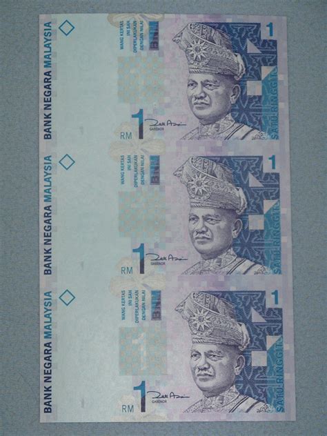 Pengenalan wang merupakan sebarang benda yang diterima umum sebagai media pertukaran untuk melicinkan aktiviti. Wang Kertas Bercantum (Uncut Banknotes) RM1 | syiling ...