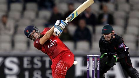 Young lancashire batsman liam livingstone has smashed a world record 350 in just 138 balls during a odi match. Lancashire's Liam Livingstone 'glassed in Kent bar brawl ...