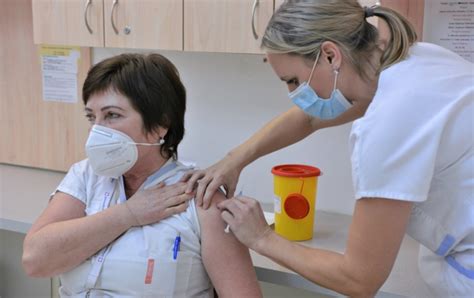 Obě strany denně rezervace objednávají, ruší či mění. Rezervace k očkování vyžaduje pevné nervy! | iDobryDen