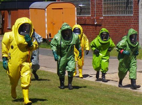 Feuerwehr muss unter csa ammoniak leckage stoppen. CSA-Lehrgang - Vorbereitung auf Lehrgang an der Akademie ...