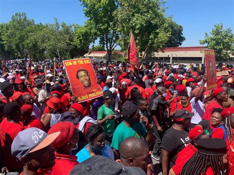 The eff in mpumalanga arriving at the swaziland border today, marching in solidarity with the people of eswatini. EFF march on Brackenfell High delayed by excessive size of ...