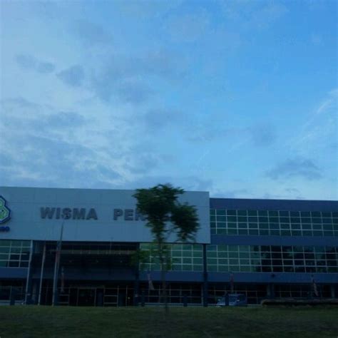 Kota ini juga merupakan pusat pemerintahan untuk pantai barat negeri sabah. Wisma Perkeso - Kota Kinabalu, Sabah
