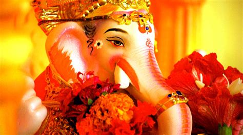 Pandals are set, ganesha idols brought in and placed on the pedestals, decorations done and delicious modaks all prepared — the city is ready to welcome lord ganesha on ganesh chaturthi. श्री गणेश की प्रतिमा स्थापित करने से पूर्व यह 7 बातें जरूर ...