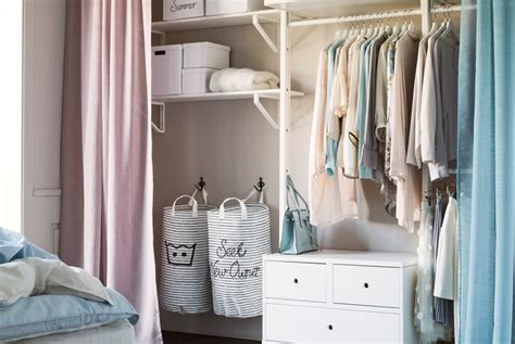 A small bedroom can truly be a headache to organize. Organizing A Bedroom : Home Hacks 19 Tips To Organize Your ...