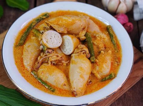 Matikan api, lalu bumbui dengan garam dan saus ikan. Resep Gulai Cumi Isi Tahu Telur - V Radio 106 6 Fm Jakarta ...