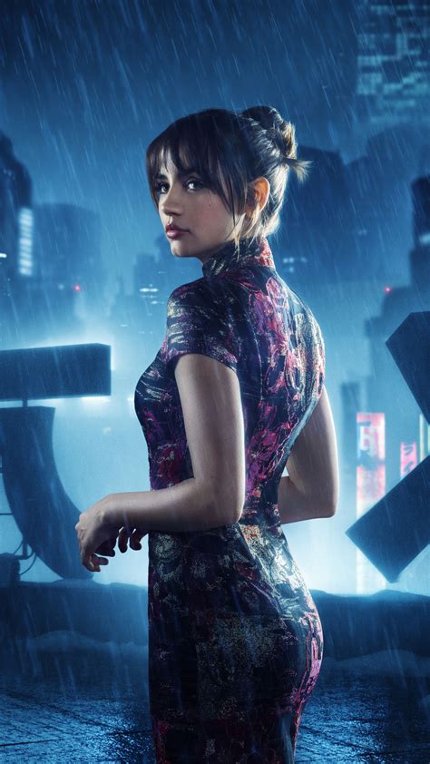 .blade runner 2049, overall visual effects supervisor now shares with vfxblog how dneg also carried out the stunning giant hologram scene also featuring joi. Ana de Armas as Joi in Blade Runner 2049 4K Wallpapers ...