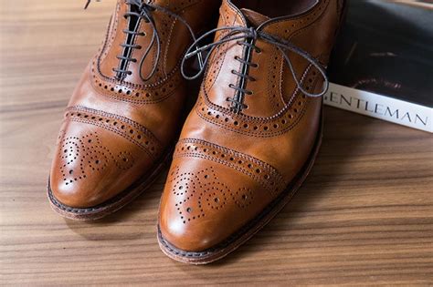 Put your best foot forward with a pair of carefully crafted, classic brogue shoes. A Quick, But Complete, Guide to Men's Brogue Shoes - He ...