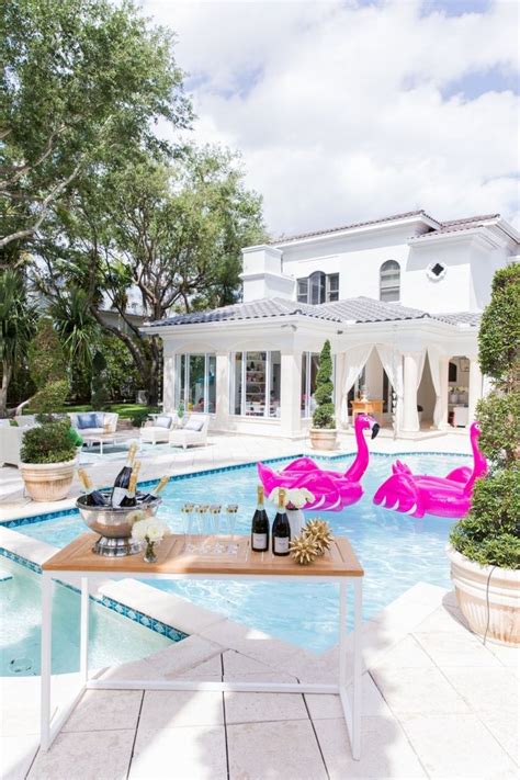 What to give a hostess of a pool party. Pool-side Champagne Bar - Fashionable Hostess ...