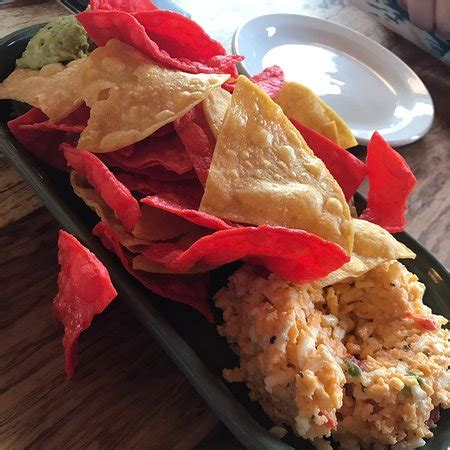 Is there a parking lot at down on grayson? Down On Grayson, San Antonio - Restaurant Reviews, Phone ...