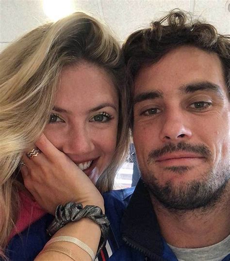 Pero guido pella tuvo hinchada en las tribunas del court 13 de roland garros. Wimbledon 2019: La modelo stephanie demner y el tenista ...