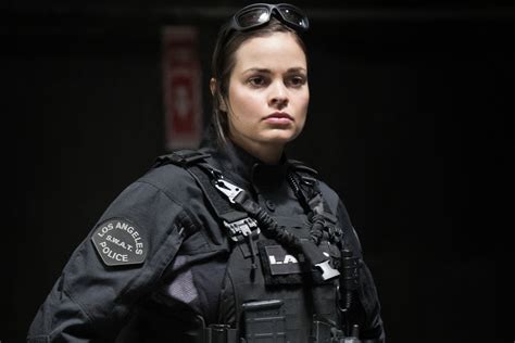 A swat leader is torn between loyalty to the streets and duty to his fellow officers. TV GUIDE NEWS