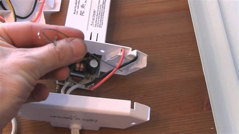 All the materials used here was from my local hardware store it cost under 30 dollars… How To Build A Super Charged Fluorescent Grow Light By Overdriving - YouTube