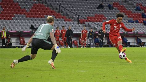 See, sané has no idea what he's getting involved with right now. Leroy Sané nach Traum-Einstand beim FC Bayern: "Gesamtes ...