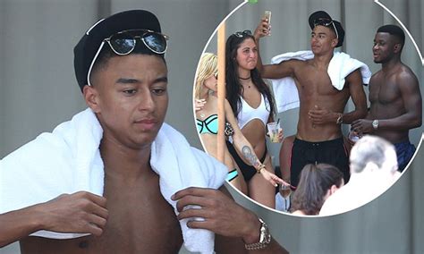 Jesse lingard heads into the 2018 world cup with just two competitive starts to his name for england but with a prominent role awaiting him in russia. Manchester United ace Jesse Lingard parties with bodacious ...