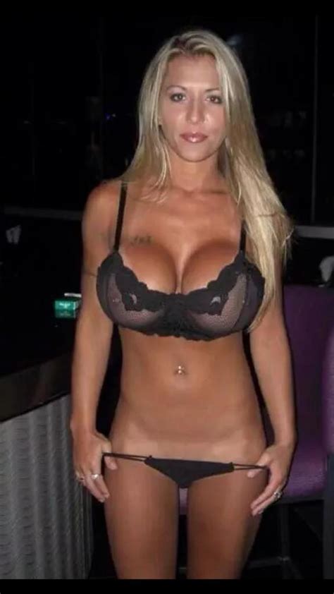 Smalltits milf gagging and gets a mouthful. Hot Blonde Milf Tan Lines - NUDE Gallery