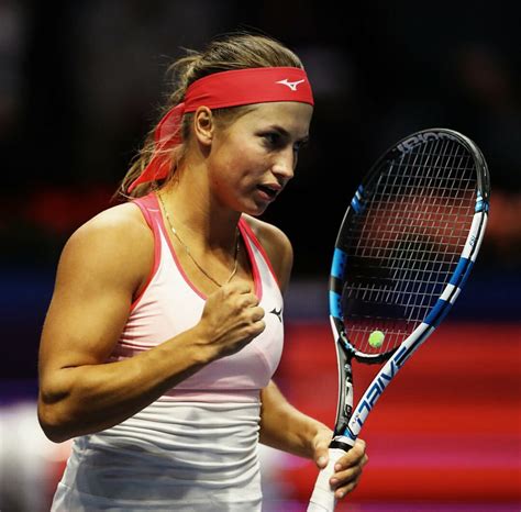 My name is yulia and i'm a tennis player on the wta tour. WTA TENNIS COMENTADA POR JAVIER: Yulia putintseva into final of the St Petersburg Ladies Trophy 2017