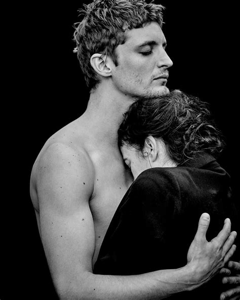 Virginie efira est en couple depuis plusieurs mois avec l'acteur niels schneider, âgée de 10 ans de moins qu'elle. (@matthewbrookesphoto) The incredible ballet dancer Marie ...