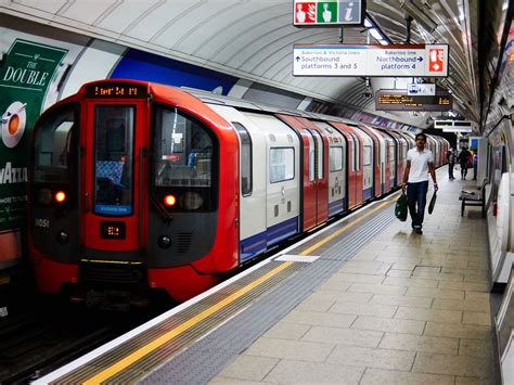 Full details on london underground: Underground & Metro - Best in the World | Highfield ...