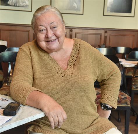 Ma este kezdődik a keresztanyu második évada, és molnár piroska a forgatás kapcsán mesélt egy kicsit magáról is. Molnár Piroska interjú a Keresztanyuról és a ...