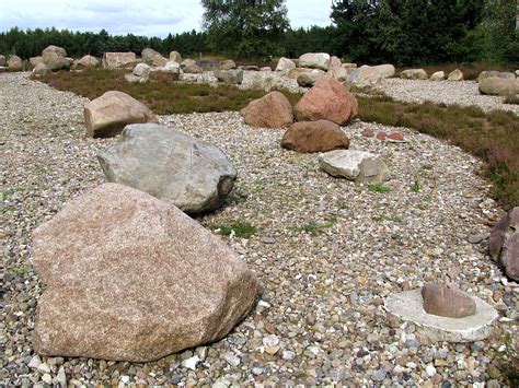 Informiere dich über neue steine grau garten. Garten der Steine II Foto & Bild | landschaft, garten ...