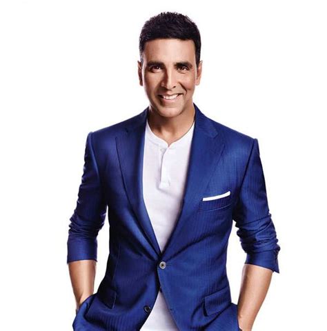 Akshay kumar biography in hindi language with life history & information about akshay kumar in hindi, अक्षय कुमार का जीवन परिचय. Akshay Kumar, Hrithik Roshan, Shah Rukh Khan: Who's the ...