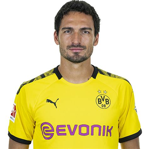 We only accept high quality images, minimum 400x400 pixels. Mats Hummels | fm-bundesliga.de