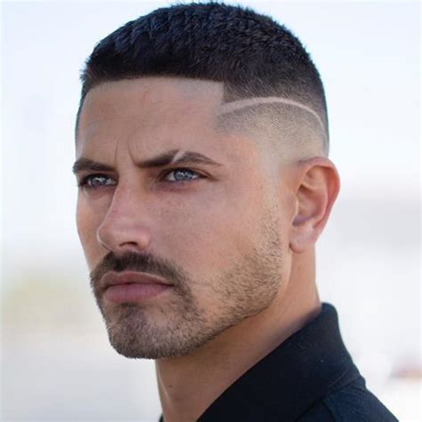 Medium fade haircuts like other fades come in a variety of styles and looks. Mid Fade Cortes De Pelo Hombres 2019 Degrade : Los 40 ...