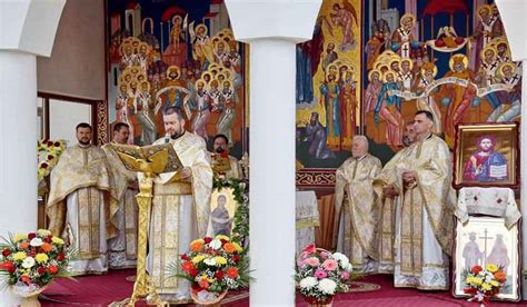 Rugăciune sfinții constantin și elena. Sfânta Liturghie la Biserica „Sfinții Împărați Constantin ...