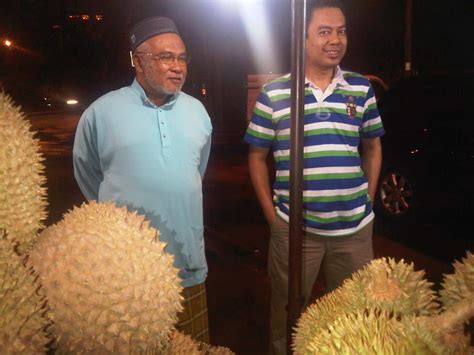 Hi there, mrs pip mau share resepi kukus puding durian sedap. Yunus Badawi: Durian Paling Sedap