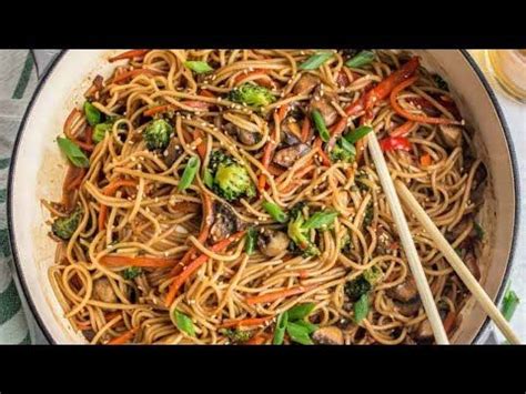 In a bowl mix together soy sauce, sesame oil, honey, garlic and ginger. 20-minute homemade Vegetable Lo Mein Recipe! Soft egg ...