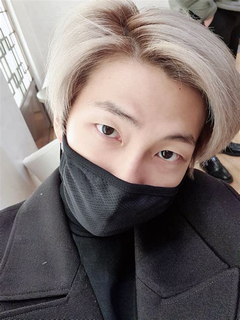 Maybe you would like to learn more about one of these? Pin de ꯣ𝑪𝒉𝒓𝒊𝒔𝒕𝒊 en 『 bts 방탄소년단 』 en 2020 | Namjoon, Kim ...