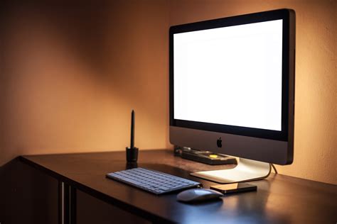 In doing away with the tower and keeping the computing power, apple completely revolutionized the desktop computer industry. Free stock photo of apple, computer, desk