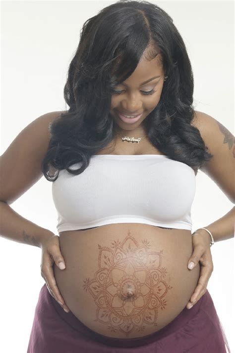 Female abdomen with tattoo (1). Henna Belly Blessings for Your Pregnancy | Henna Blog Spot