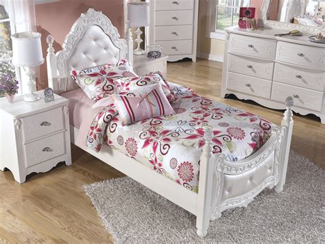 Godby home furnishings is a local furniture store, serving the noblesville, carmel, avon, indianapolis, indiana area. Exquisite 3 Piece Twin Poster Bed | Ashley furniture ...