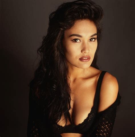 Tia carrere made a splash when she played mike myers' love interest in the 1992 hit film wayne's world. Pin on Tia Carrere