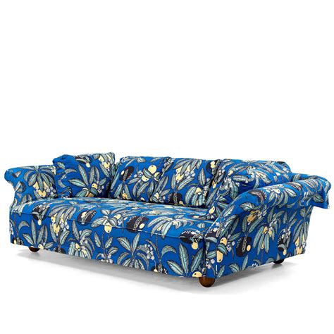 The liljevalch sofa from 1934 was the first piece of furniture that josef frank designed for svenskt tenn. Josef Frank, a 'Liljevalchs' sofa by Svenskt Tenn, Sweden ...