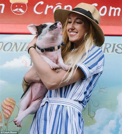 That made her 25 years of age as she first appeared on the swamp people in 2021. Meet Pickles the surfing pot-bellied pig | Daily Mail Online