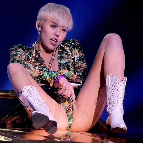 The end of the ruler should rest atop the head of your penis. Miley Cyrus sued by worker 'severely injured' by giant ...