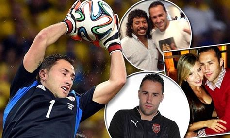 Он играет на позиции вратарь. David Ospina was snapped up by Arsenal after impressing ...