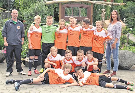Häuser zum kauf in augsburg. Neue Trikots für Jungkicker vom Garstedter ...