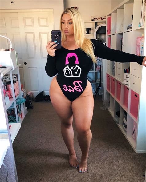 Trending newest best videos length. I ♥ BIG GIRLS #Big_Ass #Plus_Size #Chubby #Curvy #Bbw #Tit ...
