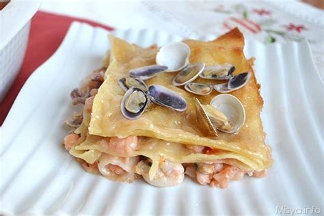 Iniziate dalla pulizia del pesce. » Lasagne ai frutti di mare - Ricetta Lasagne ai frutti di ...