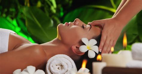 Diese steinmassage stammt aus der indianischen heilkunst. Services | Rak-Khun Wellness & Spa