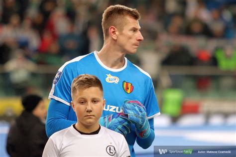 Korona kielce podjęła na suzuki arenie resovię rzeszów. Legia Warszawa - Korona Kielce 4:0 (galeria) - WP ...